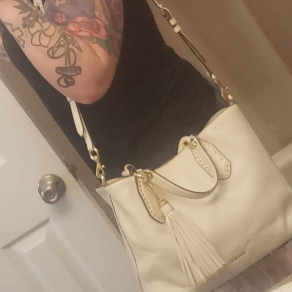 Large Michael Kors Purse - Picture 3 of 6